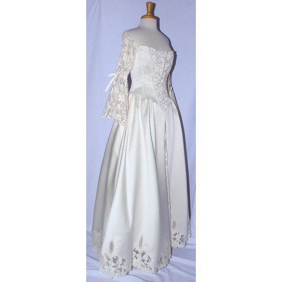 Lenovia#9513 Victorian Style Heavy Satin Bridal Gown-Size 12-LIGHT GOLD-NWT - Picture 3 of 13